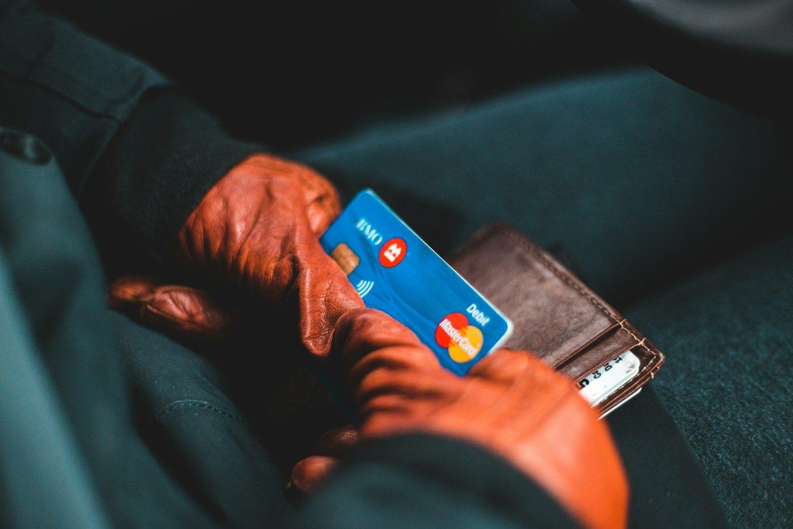 Top 7 Ways to Protect Yourself from Credit Card Fraud