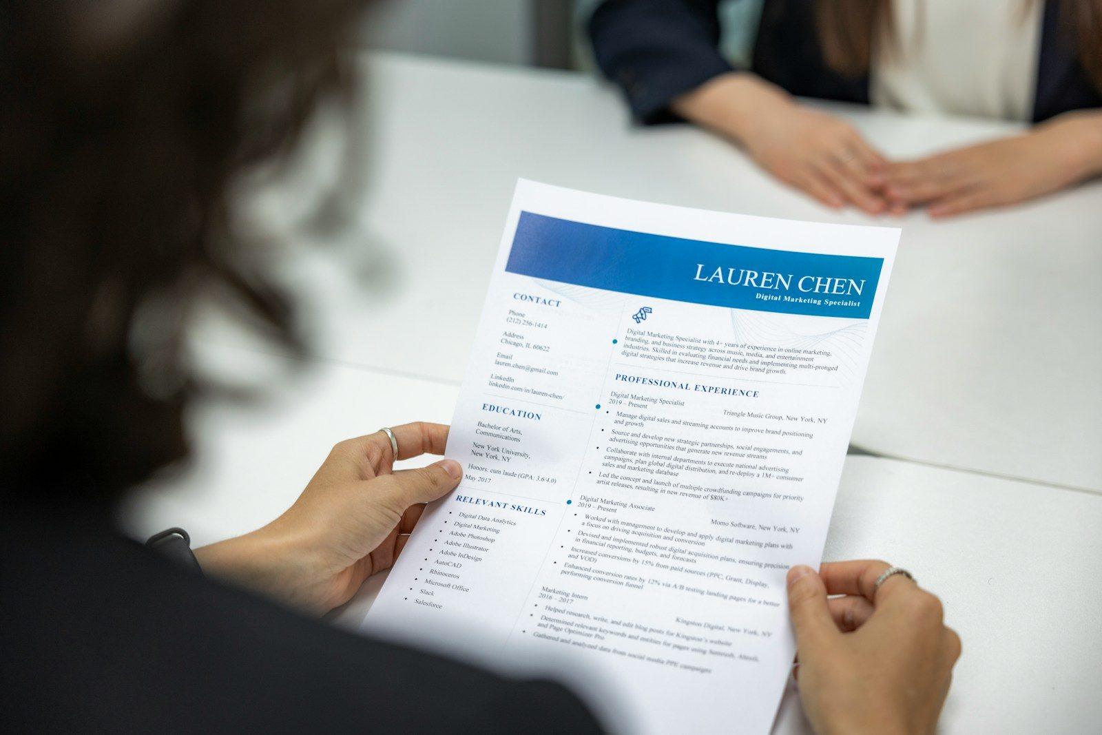 How to Write a Resume That Stands Out